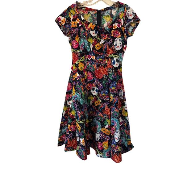 NEW DOLLZ & DAMES MASK MOTIF POCKETS BELT DRESS SZ S RARE! RT $275 FIT & FLARE - Picture 4 of 4